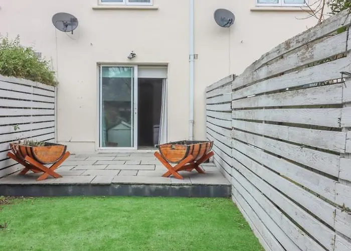 ゲストハウス Guestready - Coastal Charm Near Sandymount ダブリン