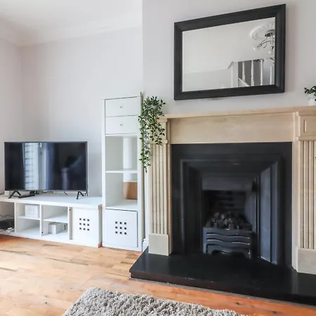 Guestready - Coastal Charm Near Sandymount Guest house