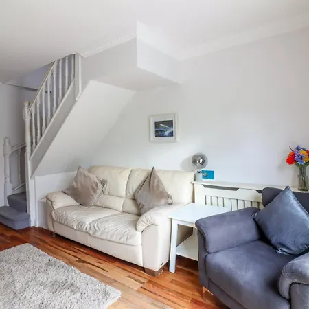 Guest house Guestready - Coastal Charm Near Sandymount