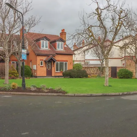 Guest house Guestready - Coastal Charm Near Sandymount